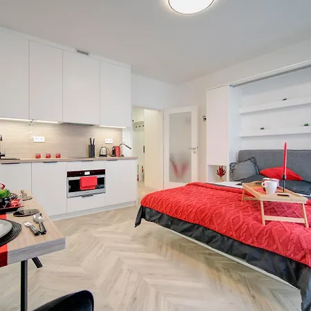 City Relax Apartments With Free Parking, 10 Mins Walk To City Centre Brno Exterior photo