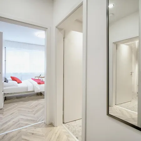 City Relax Apartments With Free Parking, 10 Mins Walk To City Centre Brno Exterior photo