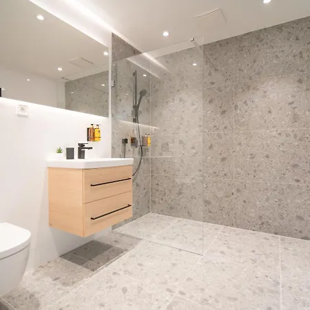 City Relax Apartments With Free Parking, 10 Mins Walk To City Centre Brno Exterior photo