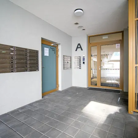 City Relax Apartments With Free Parking, 10 Mins Walk To City Centre Brno Exterior photo