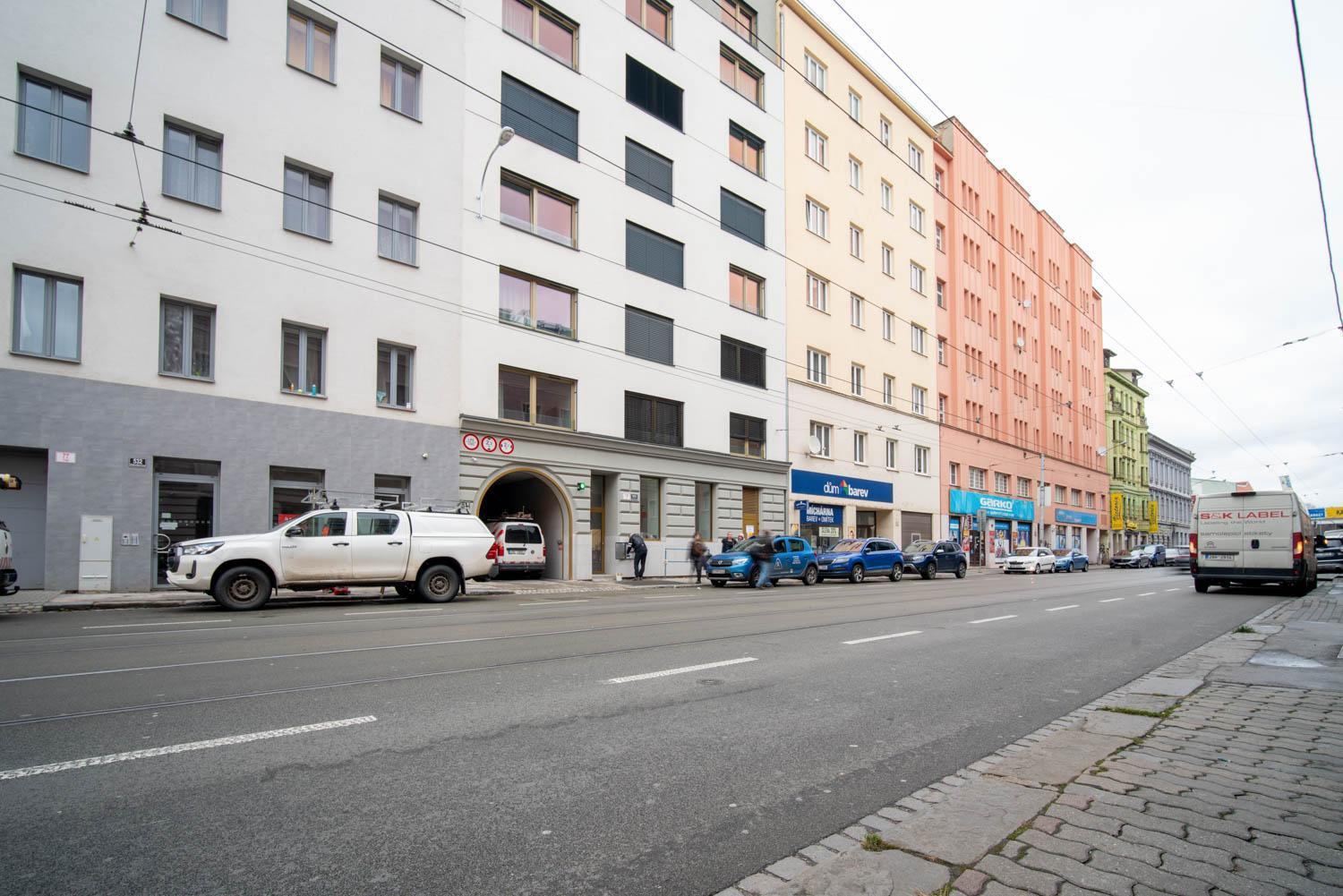 Apartment Relax With Free Parking, 10 Mins Walk To Centre *
