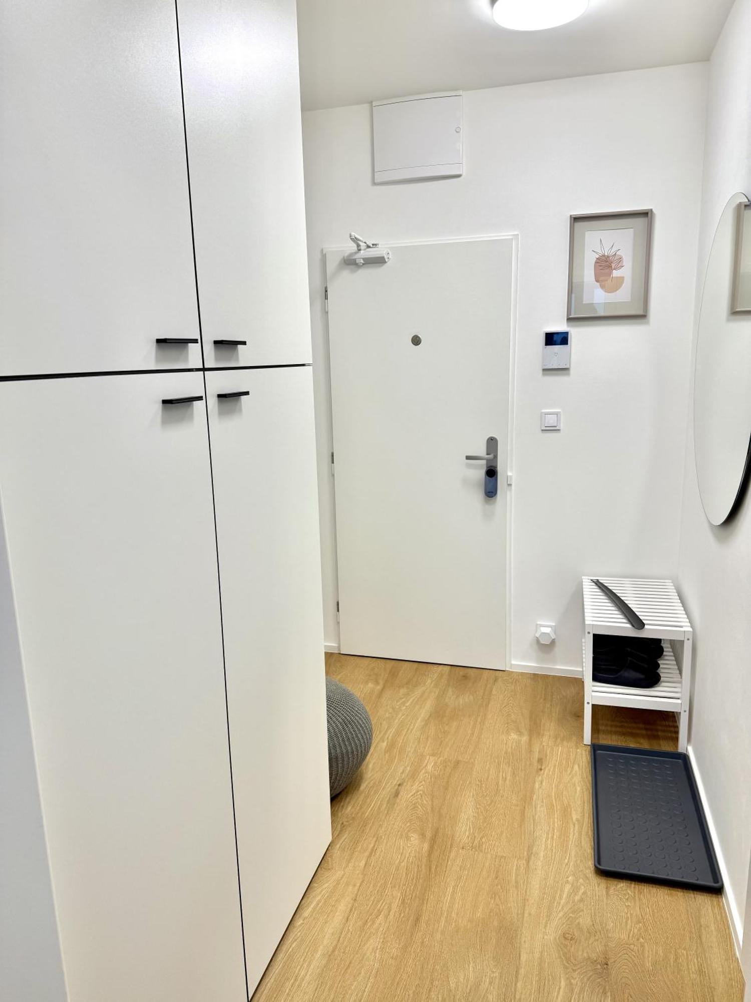 Relax With Free Parking, 10 Mins Walk To Centre * Brno